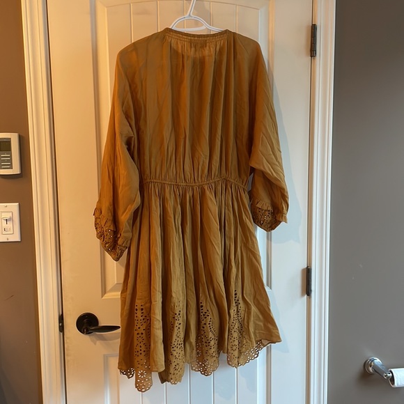 Apiece Apart- Tentdress - Picture 3 of 3